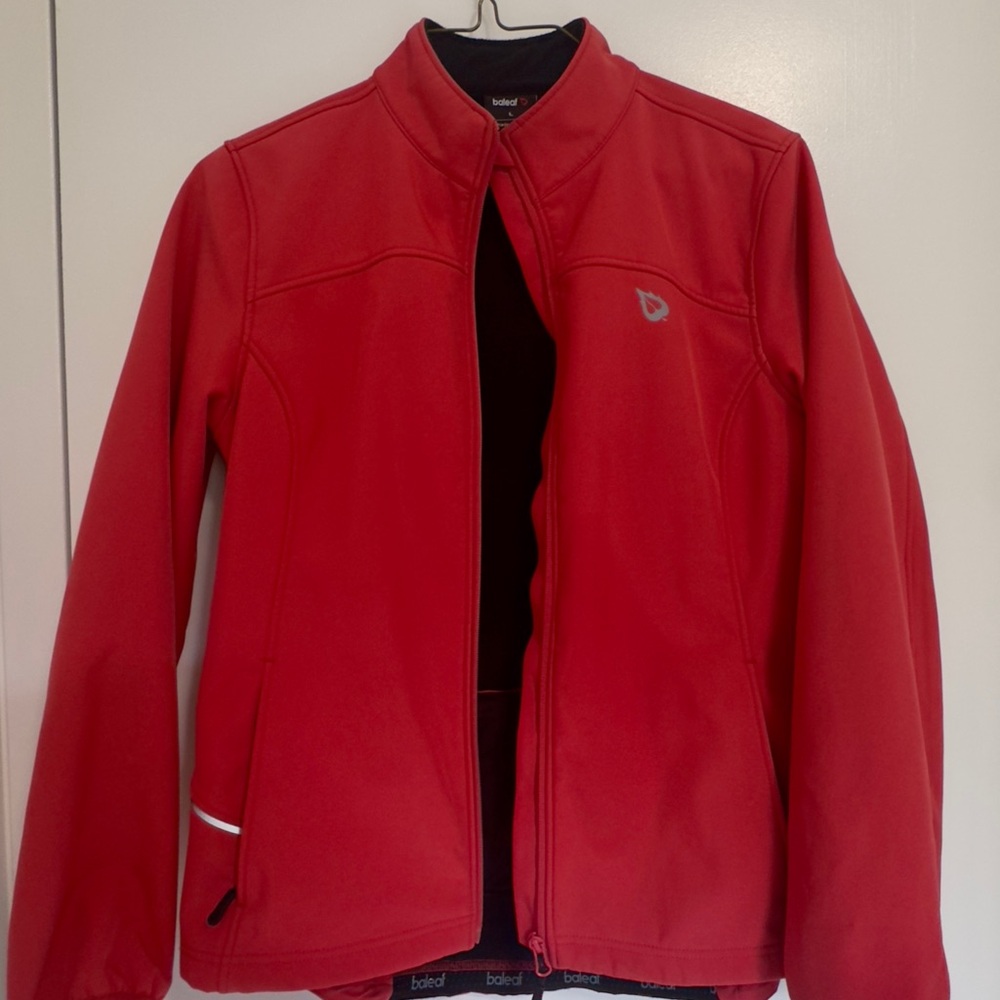 Red soft shell Jacket- Winter runner’s dream